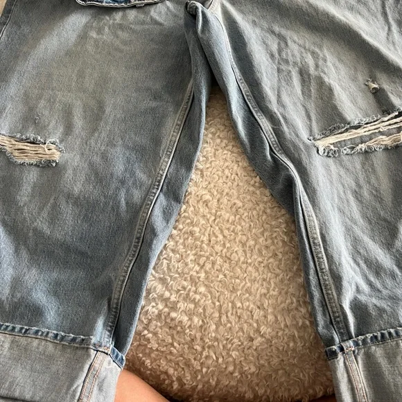 Universal Thread Light Blue Flare & Wide Leg Jeans - Picture 3 of 4